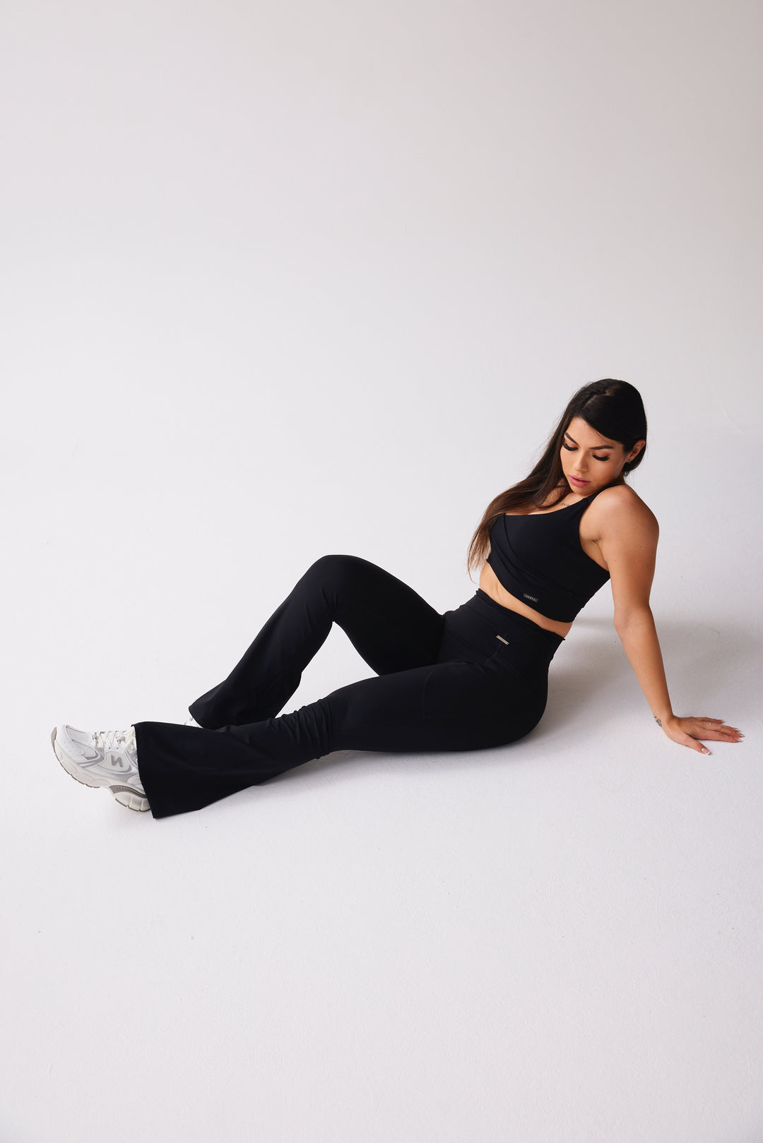 Flared Leggings 'Flaunt And Flow' - Midnight Black